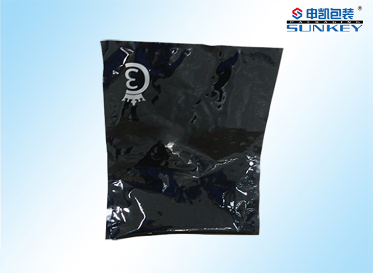 三邊封鋁箔（bó）真空袋